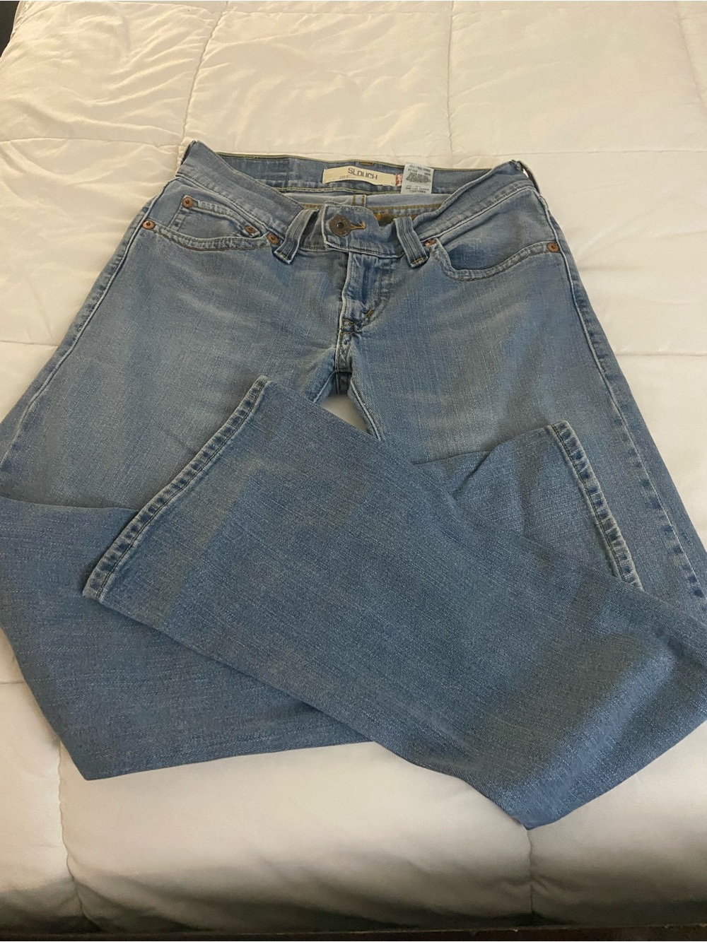 Levi’s slouch jeans
